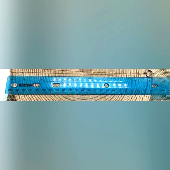 10k Solid Gold Chain With 10k Gold Heart Pendant With Diamonds - Picture 12 of 12